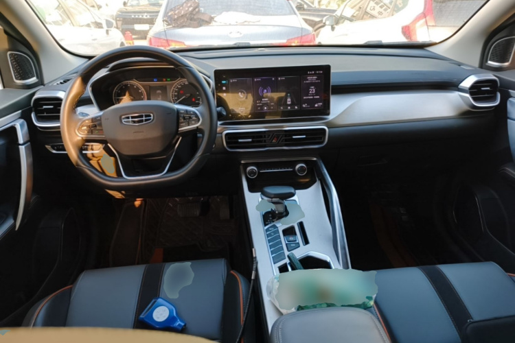 GEELY Coolray 2024 car image #10