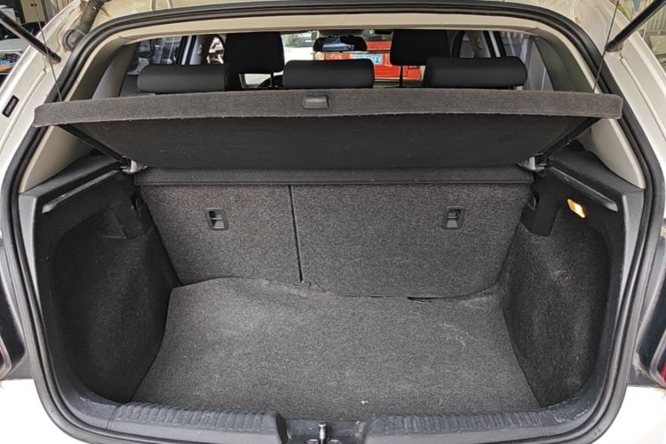 Volkswagen Polo 2017 #19 Volkswagen Polo 2017 car image #19