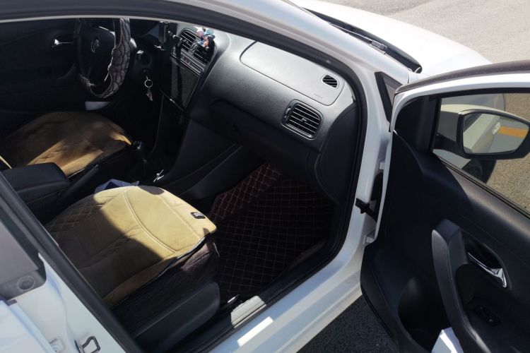 Volkswagen Polo 2019 #23 Volkswagen Polo 2019 car image #23