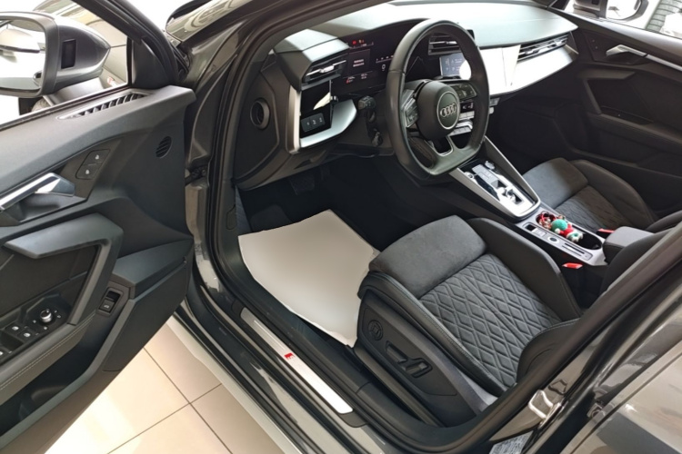 Audi A3 2024 car image #16