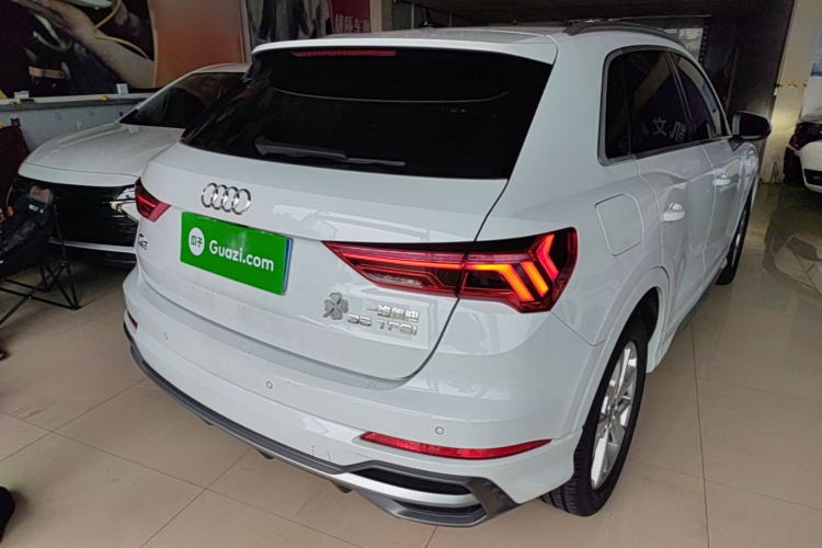 Audi Q3 2019 #7 Audi Q3 2019 car image #7