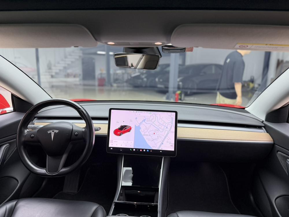 Tesla Model 3 (Imported) 2019 #17 Tesla Model 3 (Imported) 2019 car image #17