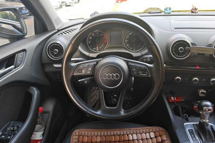 Audi A3 2020 car image #12