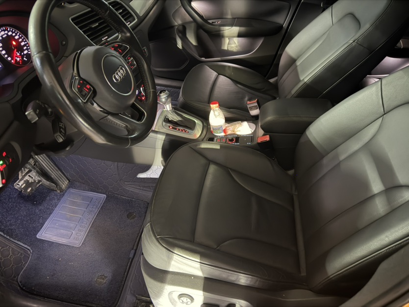 Audi Q3 2013 car image #5
