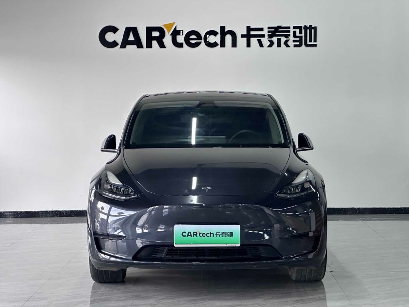 Tesla Model Y 2024 #2 Tesla Model Y 2024 car image #2