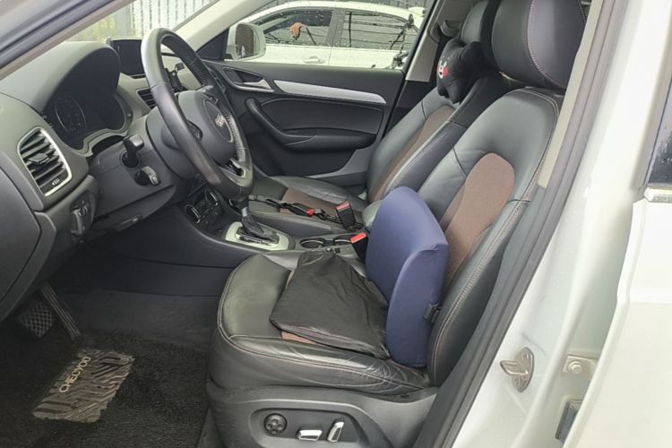 Audi Q3 2018 #15 Audi Q3 2018 car image #15