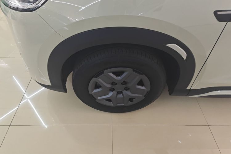 BYD YuanUP 2024 #9 BYD YuanUP 2024 car image #9