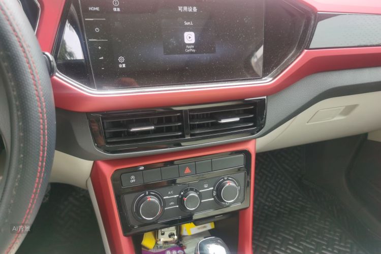 Volkswagen T-Cross 2022 car image #15
