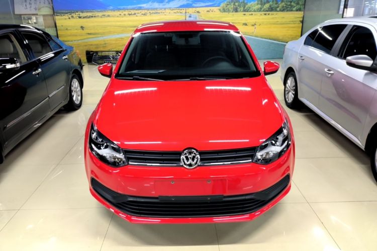 Volkswagen Polo 2017 car image #3