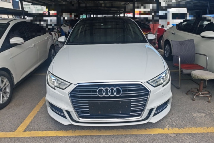 Audi A3 2017 immagine di auto #3