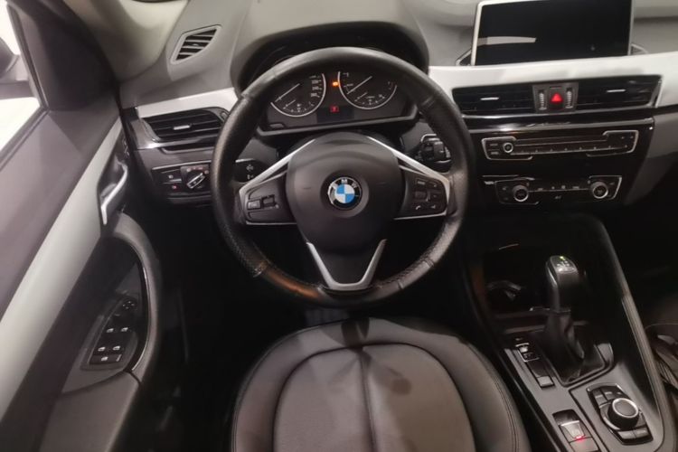 BMW X1 2017 #12 BMW X1 2017 car image #12