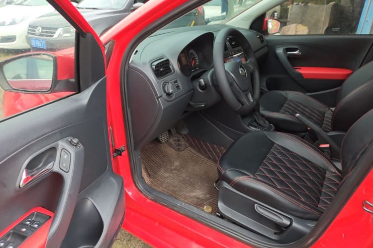 Volkswagen Polo 2017 #16 Volkswagen Polo 2017 car image #16