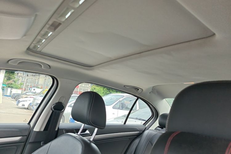 Volkswagen Lavida 2017 car image #18