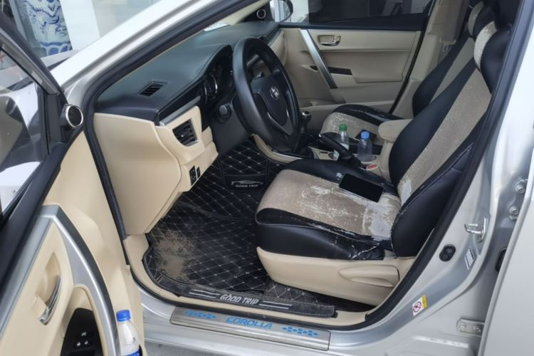 Toyota Corolla 2015 car image #16