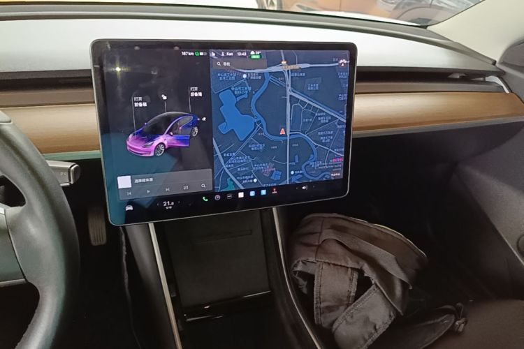 Tesla Model 3 2019 imagem de carro #17