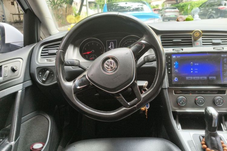 Volkswagen Golf 2017 #15 Volkswagen Golf 2017 car image #15