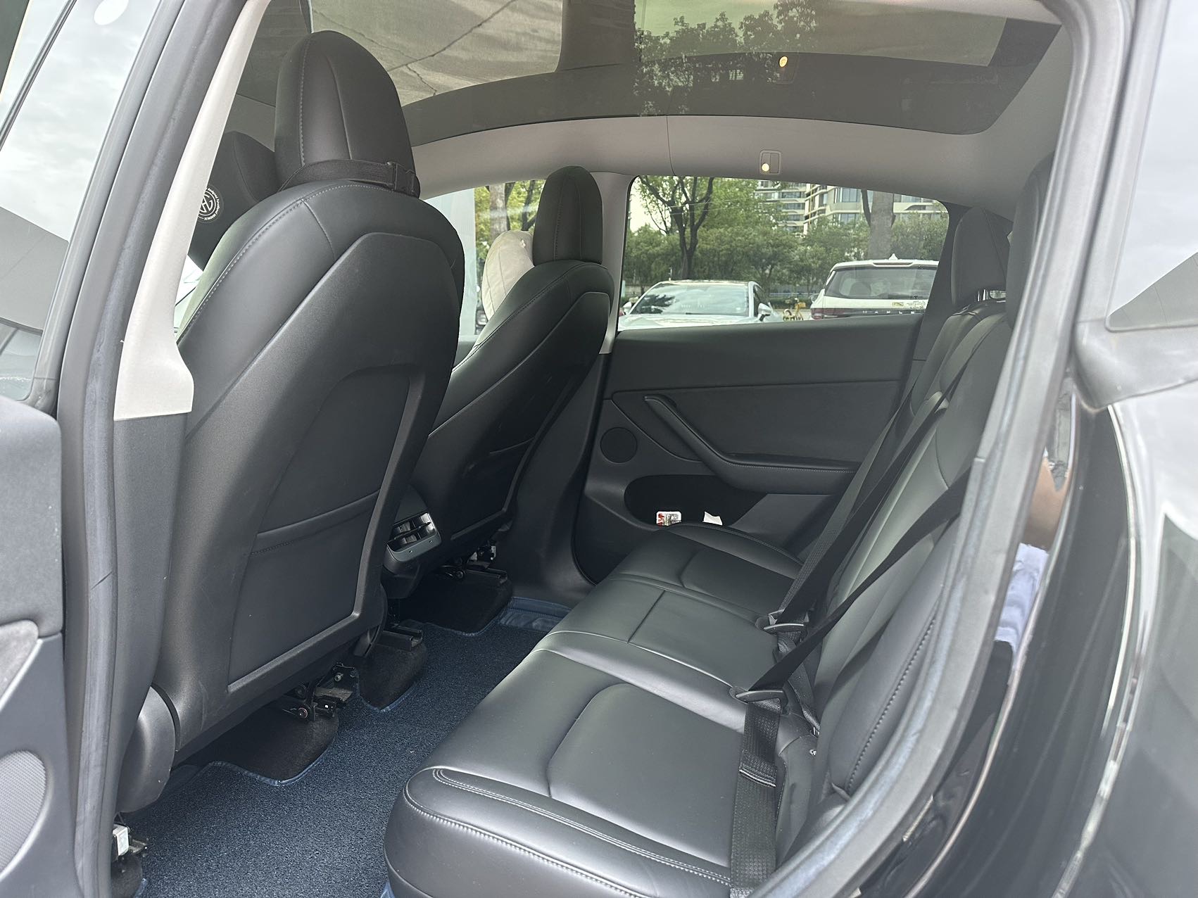 Tesla Model Y 2021 #7 Tesla Model Y 2021 car image #7