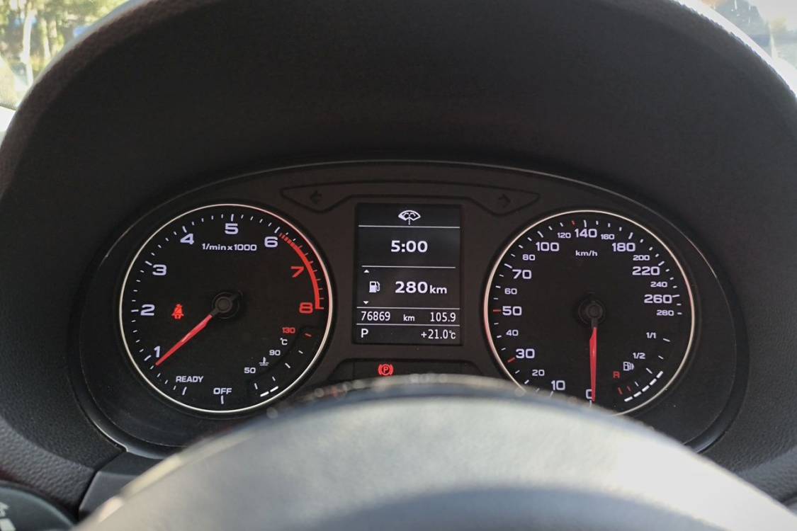 Audi A3 2015 car image #24