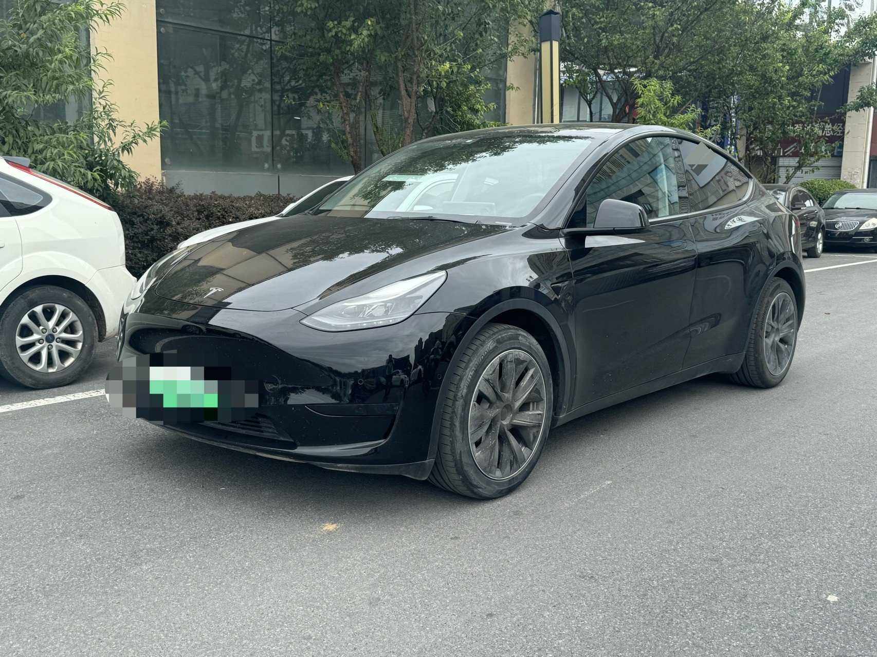 Tesla Model Y 2022 car image 