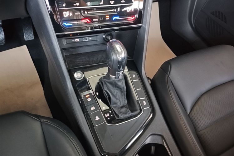 Volkswagen Tharu 2021 car image #14