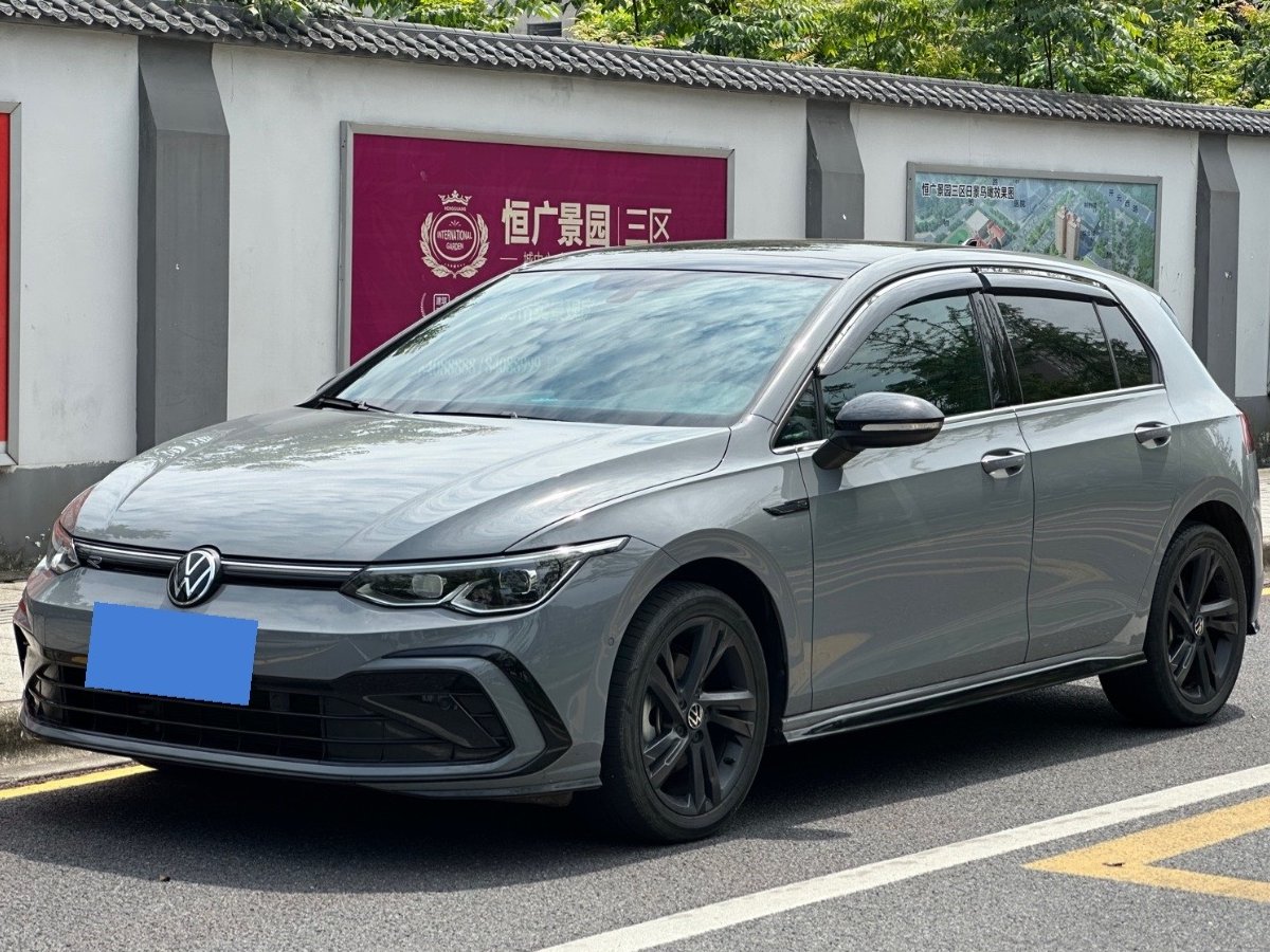 Volkswagen Golf 2023 car image 