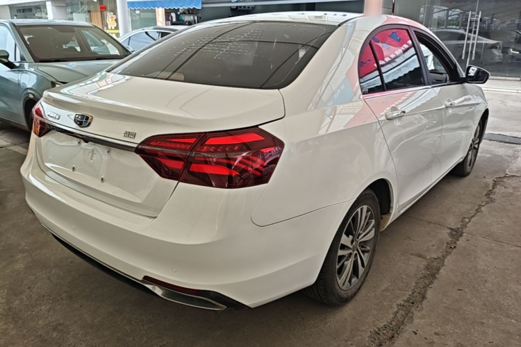 GEELY Emgrand 2019 #7 GEELY Emgrand 2019 car image #7