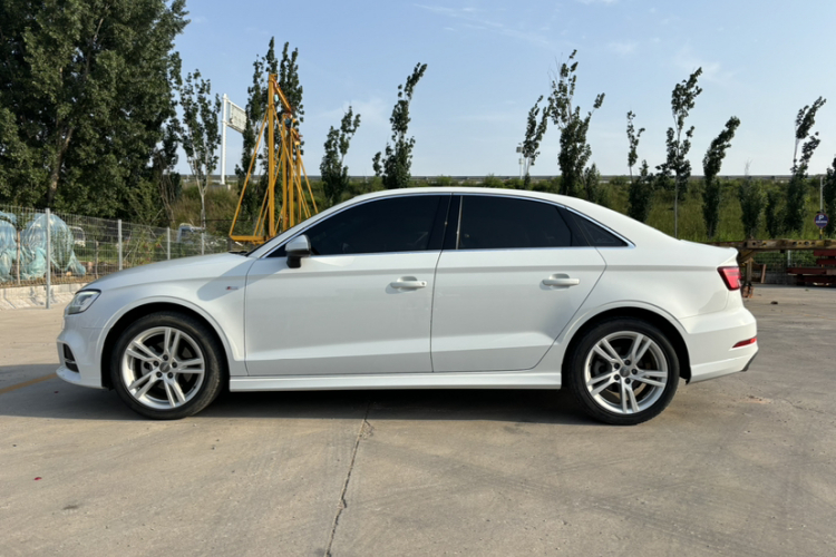 Audi A3 2019 #8 Audi A3 2019 car image #8
