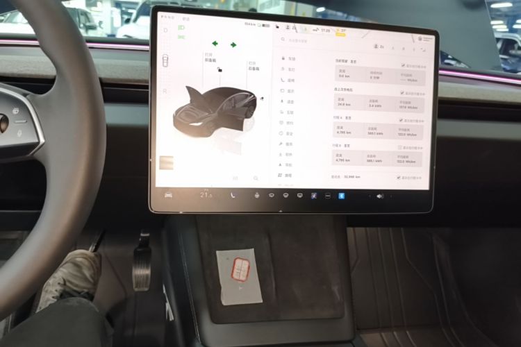 Tesla Model 3 2024 #13 Tesla Model 3 2024 car image #13