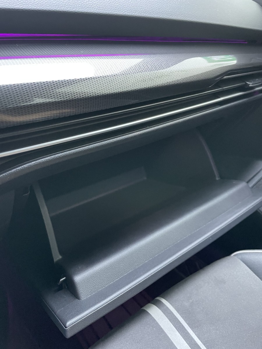 Volkswagen Golf 2023 car image #7
