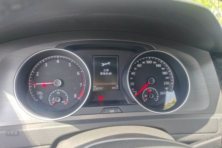 Volkswagen Golf 2014 car image #13