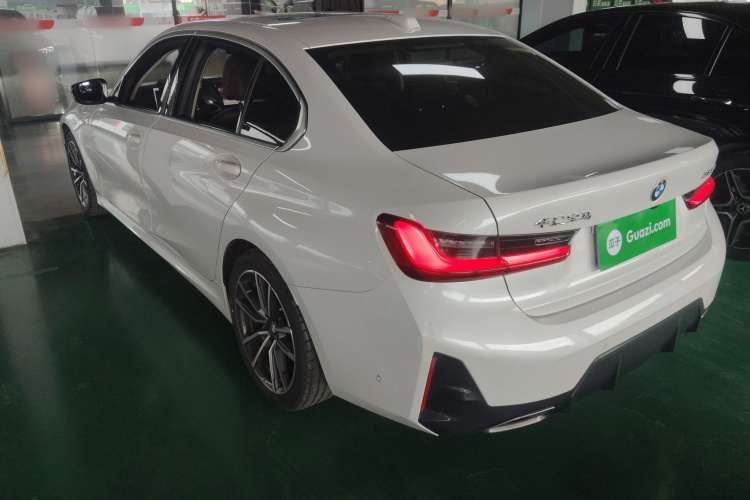 BMW 3 Series 2023 car image #5