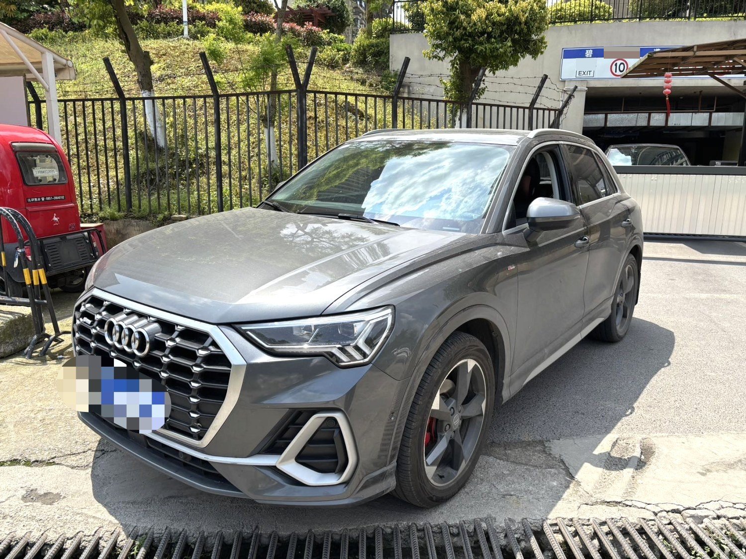 2020 immagine di auto 