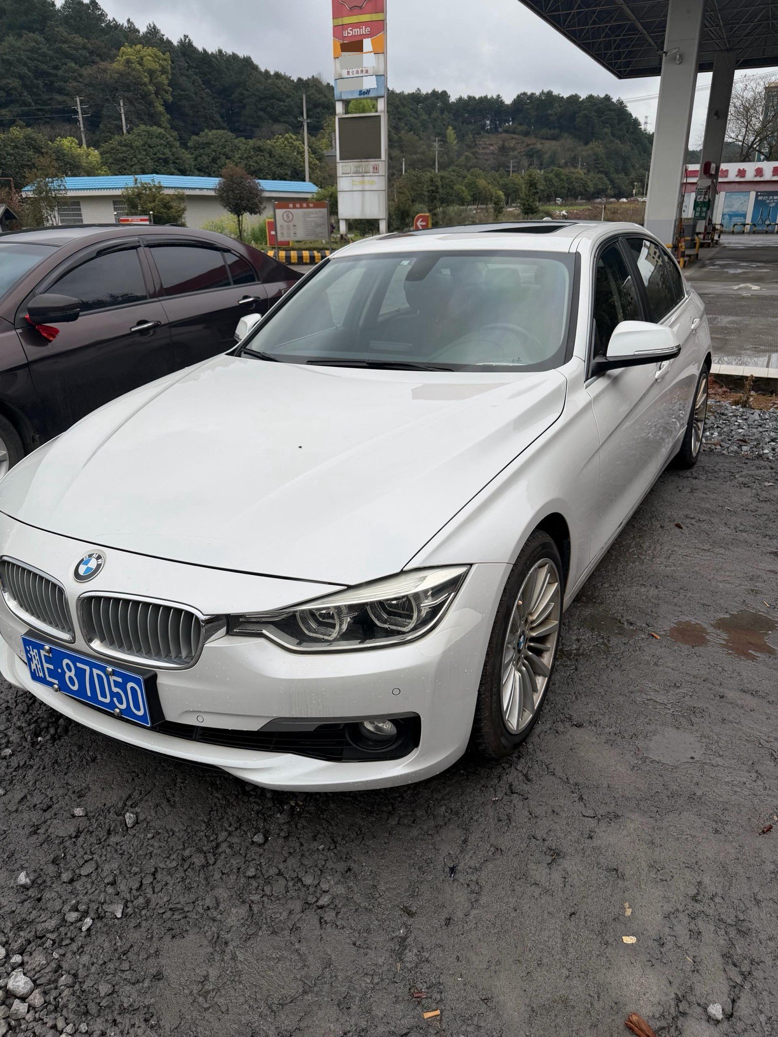 BMW 3 Series 2018 BMW 3 Series 2018 car image