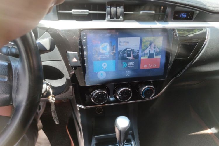 Toyota Corolla 2018 #13 Toyota Corolla 2018 car image #13