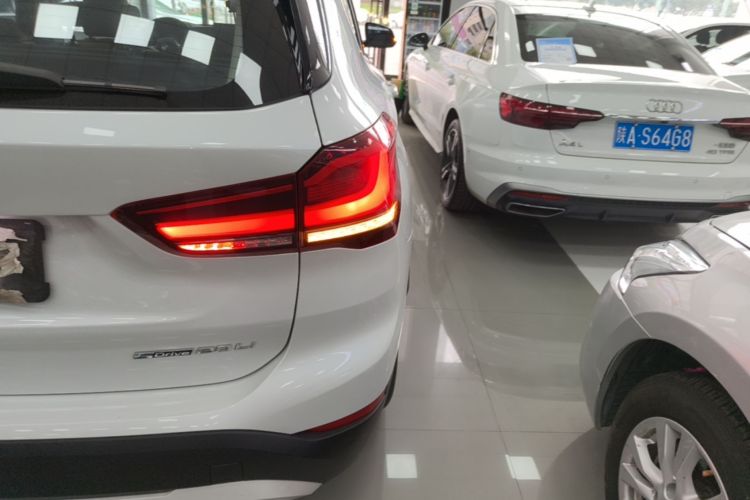 BMW X1 2021 #8 BMW X1 2021 car image #8