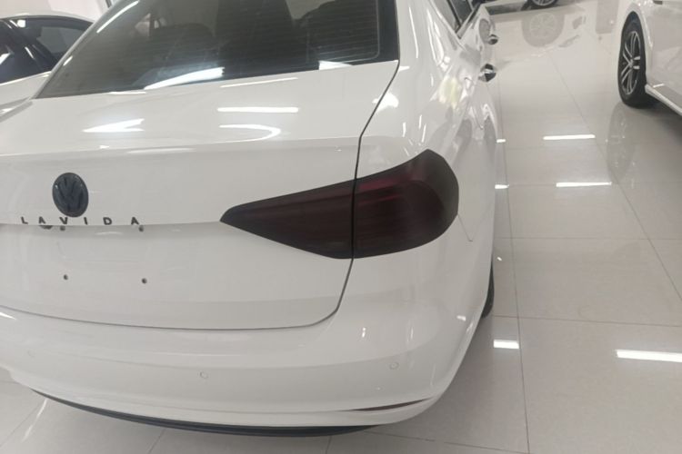 Volkswagen Lavida 2020 car image #8