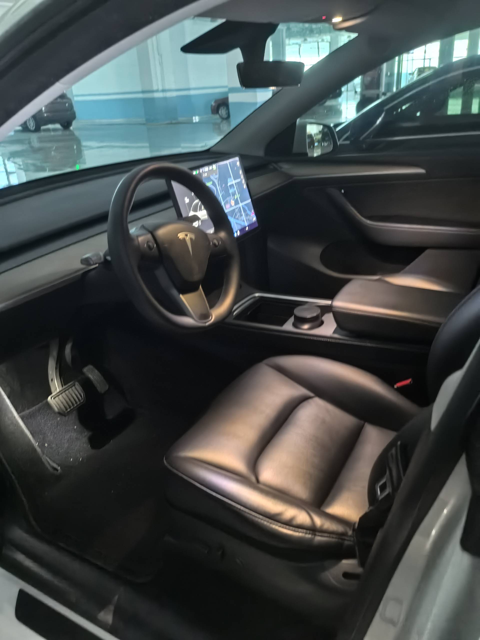 Tesla Model Y 2021 #4 Tesla Model Y 2021 immagine di auto #4