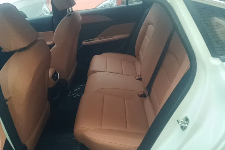 MG 5 2026 #17 MG 5 2026 imagen de coche #17