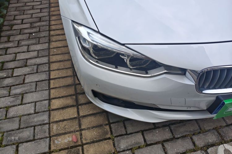 BMW 3 Series 2018 #8 BMW 3 Series 2018 car image #8