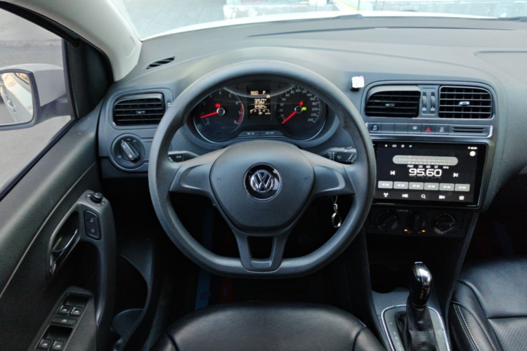 Volkswagen Polo 2019 #11 Volkswagen Polo 2019 car image #11