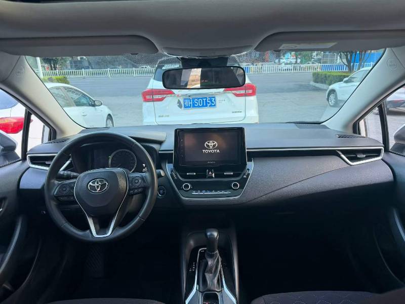 Toyota Corolla 2019 #2 Toyota Corolla 2019 car image #2