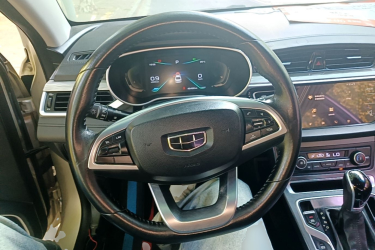 GEELY Emgrand 2019 #11 GEELY Emgrand 2019 car image #11