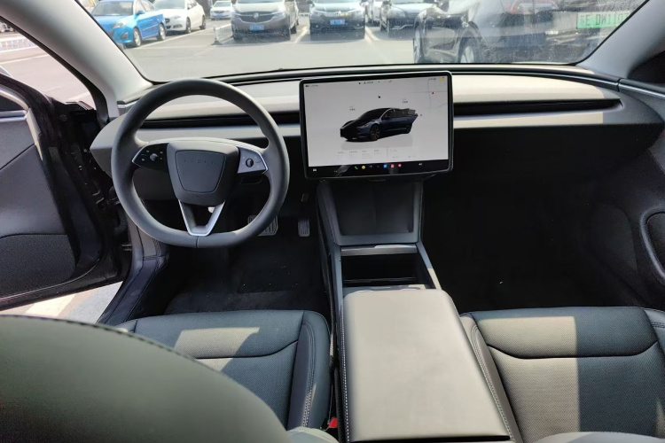 Tesla Model 3 2024 #10 Tesla Model 3 2024 car image #10