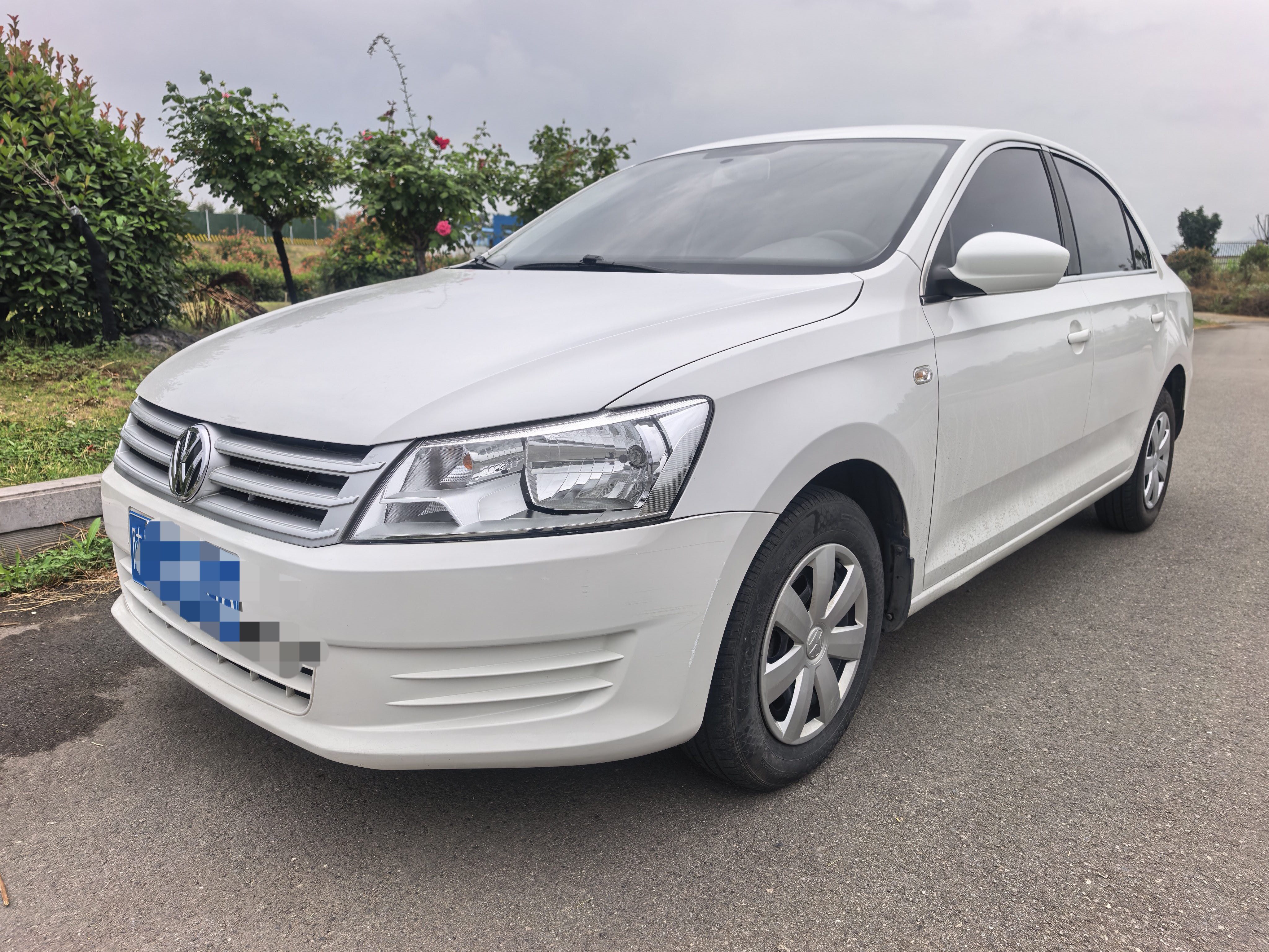 Volkswagen Santana 2016 car image 