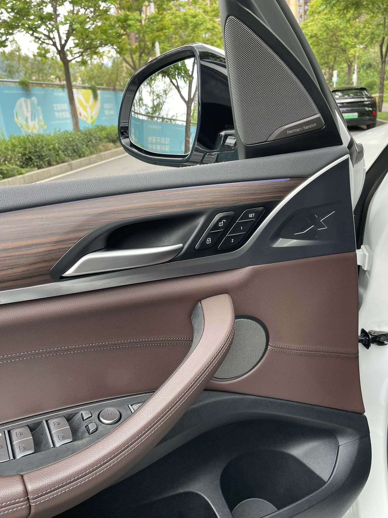 BMW X3 2020 car image #11