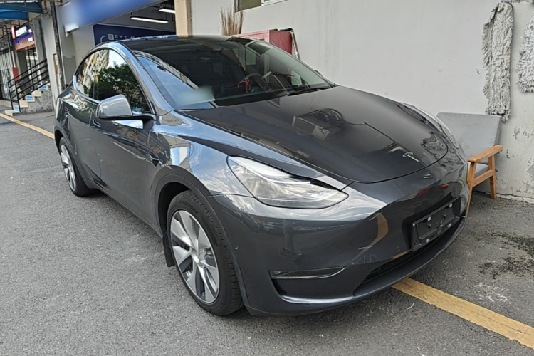 Tesla Model Y 2022 #4 Tesla Model Y 2022 car image #4