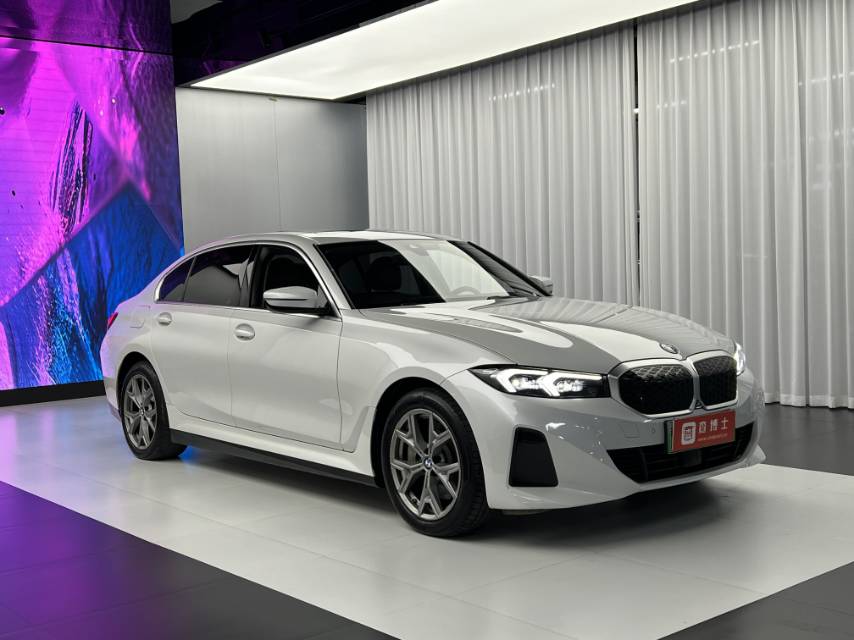 BMW i3 2025 car image #3