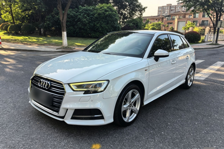 Audi A3 2019 #2 Audi A3 2019 car image #2