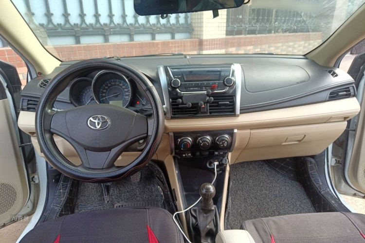 Toyota Vios 2015 car image #11