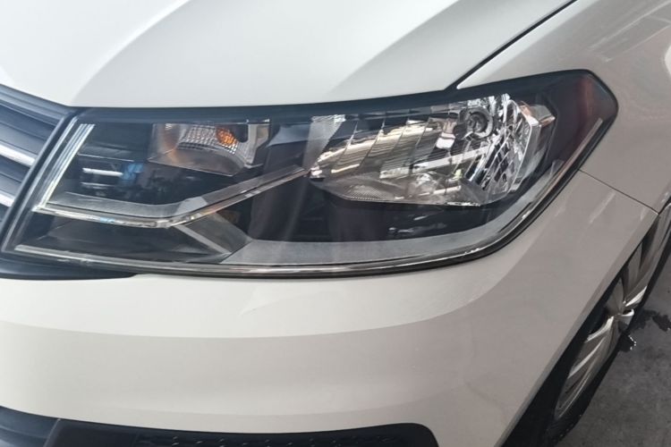 Volkswagen Santana 2017 #23 Volkswagen Santana 2017 car image #23